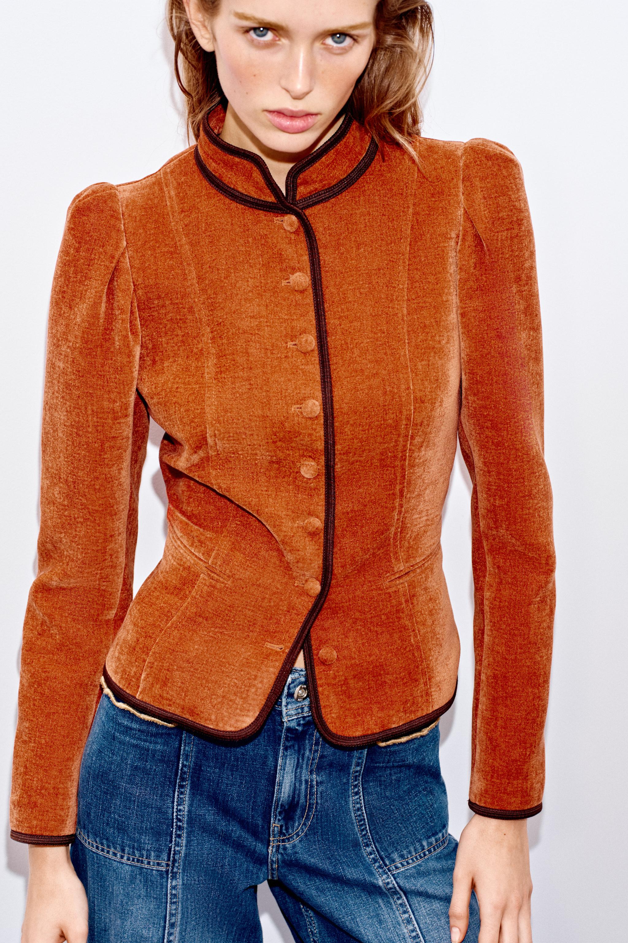 VESTE À LISERÉS EN CONTRASTE